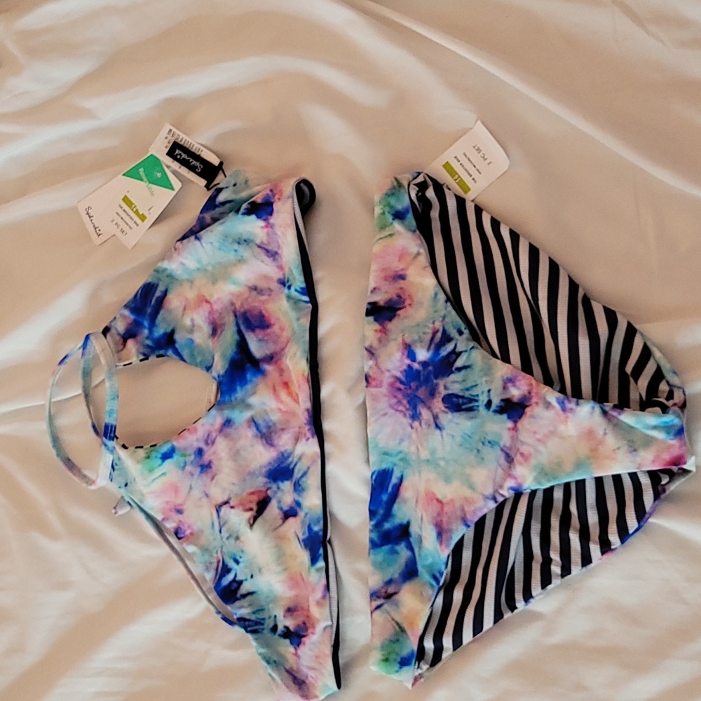 NWT girls size 14 reversible (2 piece set) bikini